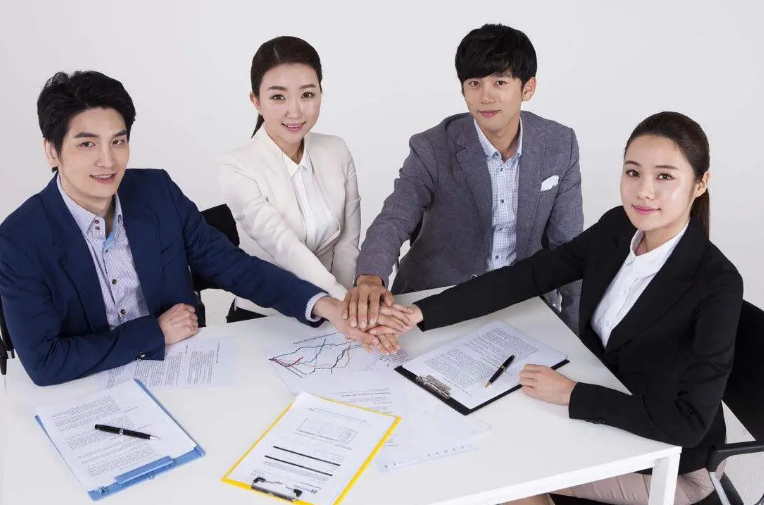 展位展臺(tái)搭建公司分享 展會(huì)銷售知曉這六招,可讓您在銷售道路中越走越好 展位展臺(tái)搭建公司分享 展會(huì)銷售知曉這六招,可讓您在銷售道路中越走越好