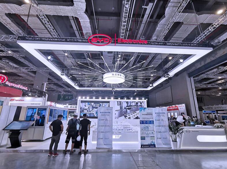 機(jī)器人展會(huì)布置 機(jī)器人展會(huì)布置